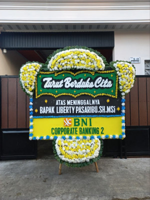 Papan Bunga Duka di Pattene