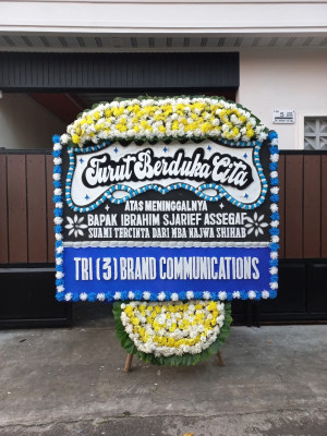 Papan Bunga Duka di Pattene